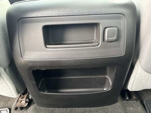 Used 2015 Chevrolet Silverado 3500 LT w/ LT Convenience Package image 12