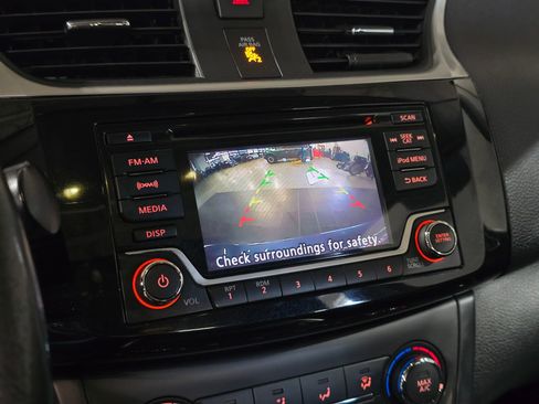 Used 2017 Nissan Sentra SV w/ Style Package image 30