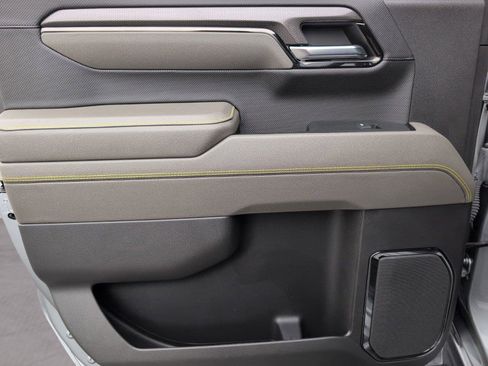 Used 2023 Chevrolet Silverado 1500 ZR2 w/ Technology Package image 32