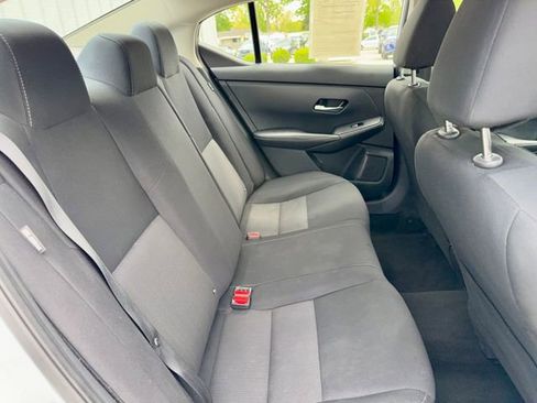 Used 2023 Nissan Sentra SV FWD image 10