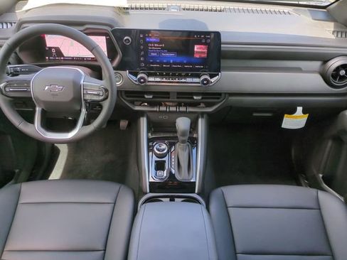 Used 2025 Chevrolet Colorado Trail Boss AWD/4WD image 15