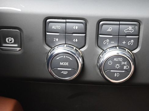 Used 2025 GMC Sierra 2500 Denali Ultimate AWD/4WD image 16
