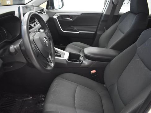 Used 2025 Toyota RAV4 XLE w/ Weather Package AWD/4WD image 22