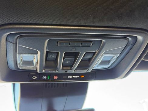 Used 2024 GMC Sierra 2500 AT4 w/ AT4 Premium Plus Package AWD/4WD image 31