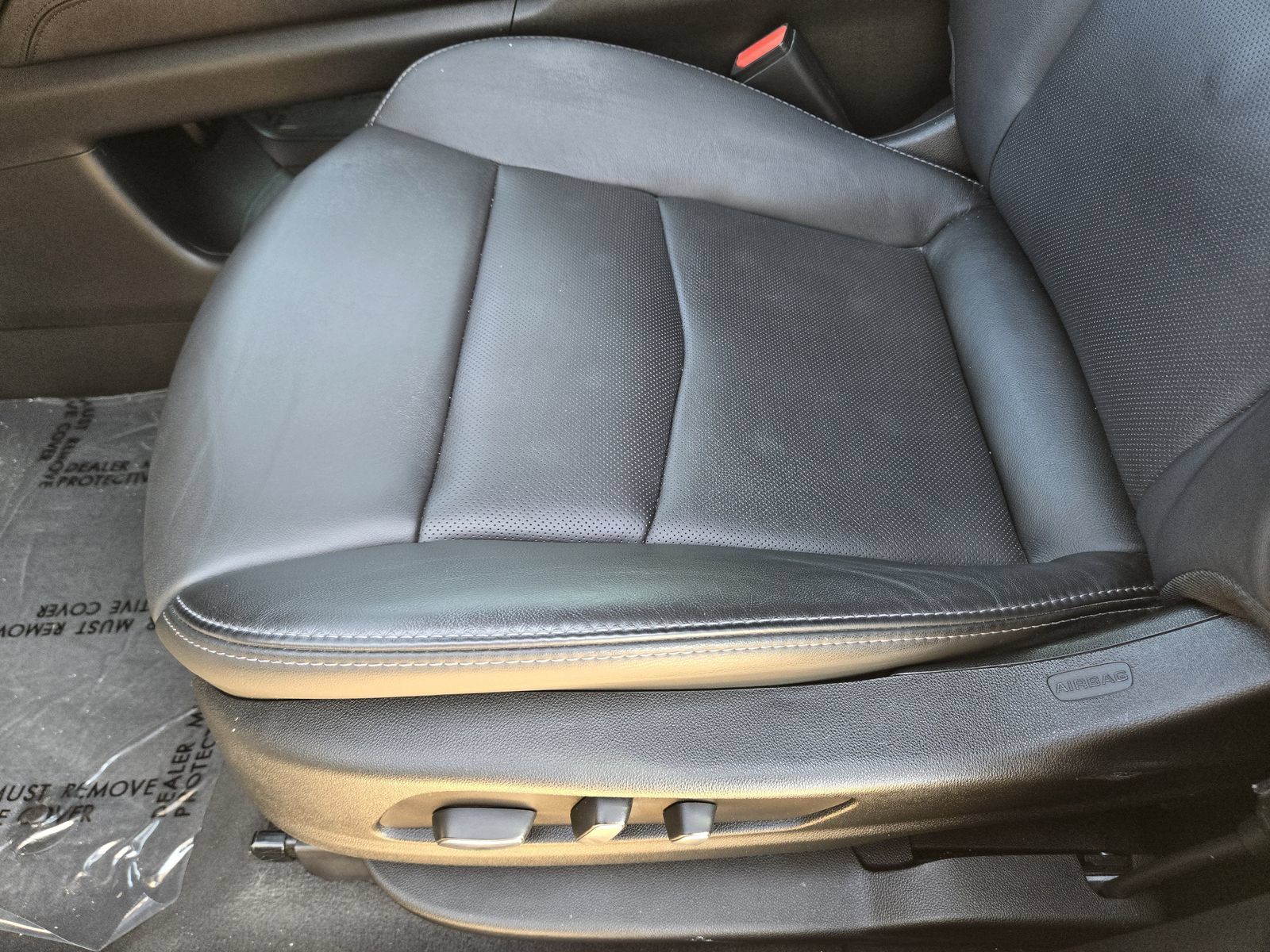 Used 2023 Cadillac XT6 Premium Luxury FWD image 27