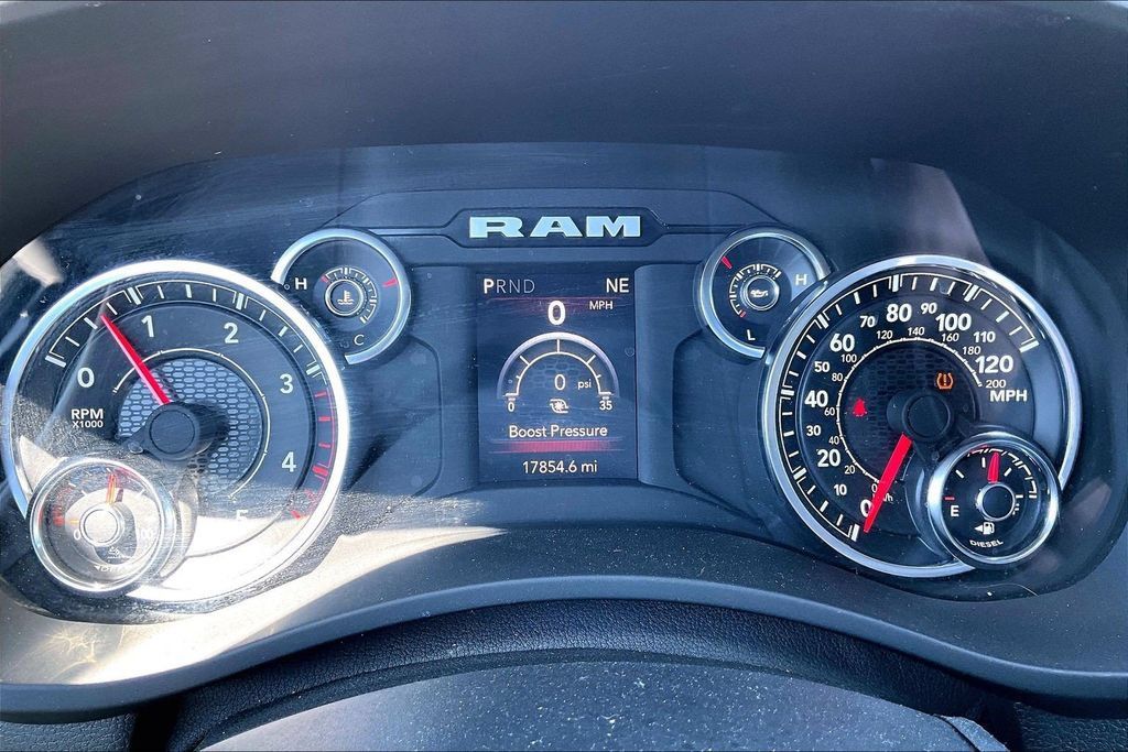 Used 2024 RAM 2500 Big Horn AWD/4WD image 14
