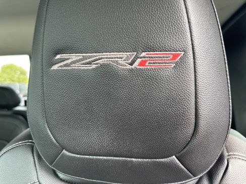 Used 2021 Chevrolet Colorado ZR2 w/ LPO, Door Decal Package image 15