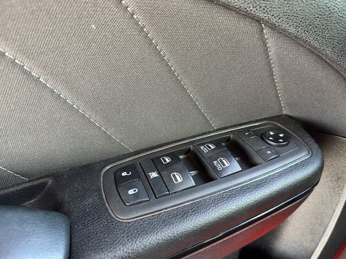 Used 2021 Dodge Charger SXT w/ Blacktop Package image 18