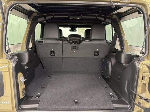 New 2026 Jeep Wrangler Unlimited Rubicon 392 image 8