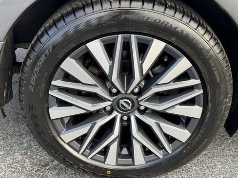 Used 2024 Nissan Altima 2.5 SV image 6