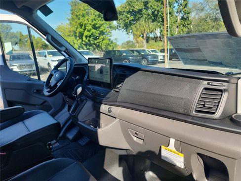 New 2026 Ford Transit 250 148 Medium Roof w/ Load Area Protection Package image 20