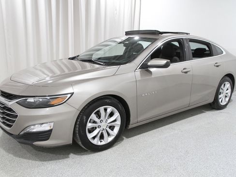 Certified 2024 Chevrolet Malibu LT image 3