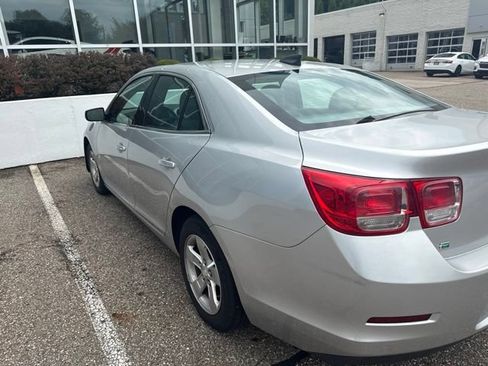 Used 2015 Chevrolet Malibu LS FWD image 4
