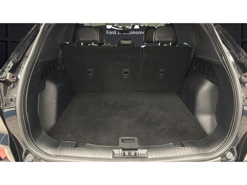 Used 2025 Ford Escape Platinum AWD/4WD image 26