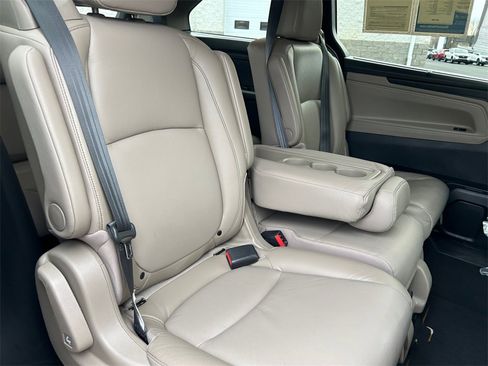 Certified 2024 Honda Odyssey EX-L image 20