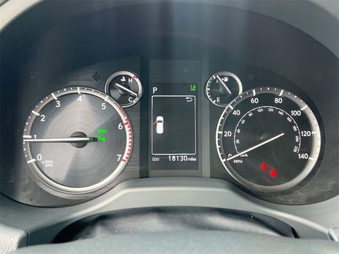 Certified 2023 Lexus GX 460 Premium image 14