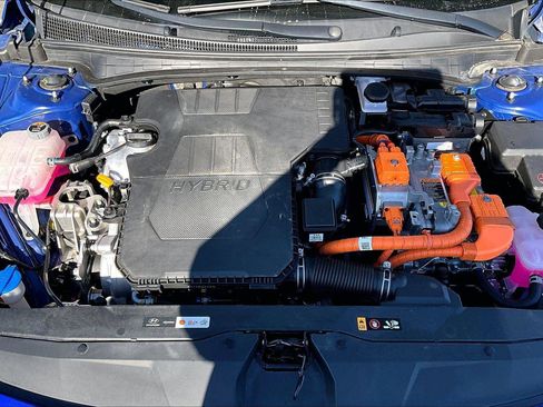 Used 2023 Hyundai Elantra Blue image 10