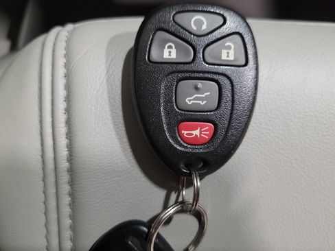 Used 2017 Buick Enclave Leather image 32