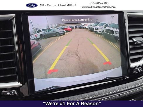 Used 2022 Chrysler Pacifica Touring-L w/ S Appearance Package image 14