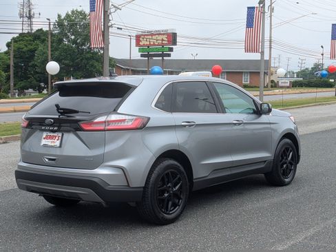 Used 2024 Ford Edge SEL AWD/4WD image 9