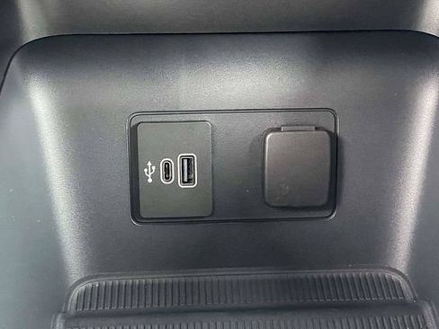 New 2026 Ford Explorer Active w/ Active Comfort Package RWD image 17