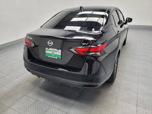 Used 2021 Nissan Versa SV FWD image 7