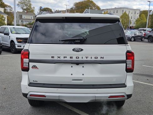 New 2024 Ford Expedition Timberline image 4