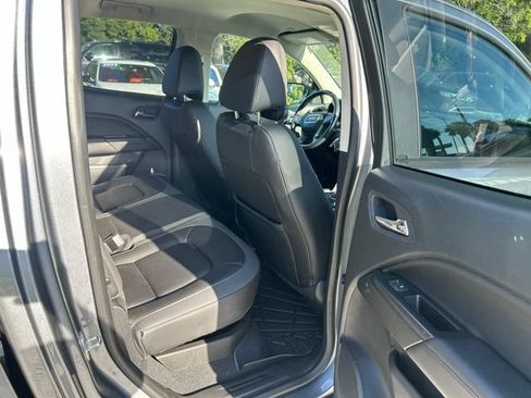 Used 2022 GMC Canyon AT4 w/ Trailering Package AWD/4WD image 8