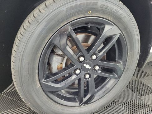 Used 2017 Chevrolet Equinox LT w/ Sport Edition FWD image 31
