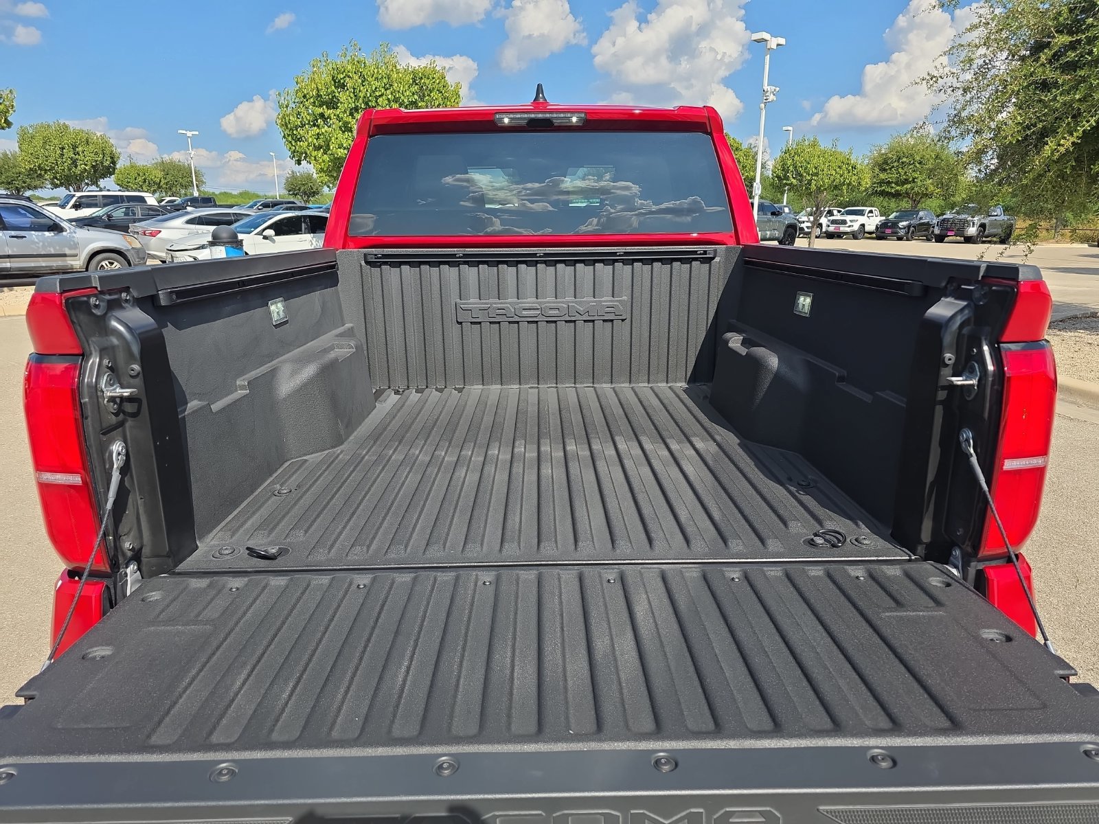 Used 2026 Toyota Tacoma TRD Off-Road AWD/4WD image 30