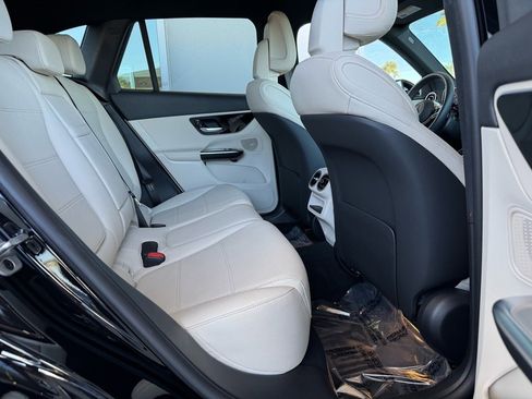Certified 2025 Mercedes-Benz GLC 300 image 23
