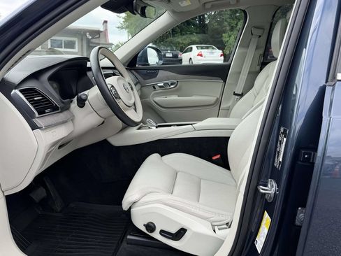 Used 2024 Volvo XC90 B6 Ultimate w/ Protection Package Premier AWD/4WD image 16