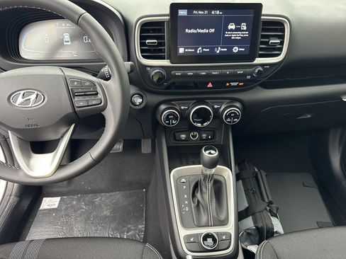 New 2026 Hyundai Venue SEL image 27
