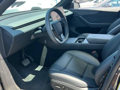 Used 2026 Tesla Model Y Long Range AWD/4WD image 27