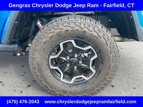 Used 2022 Jeep Gladiator Rubicon w/ LED Lighting Group AWD/4WD image 11