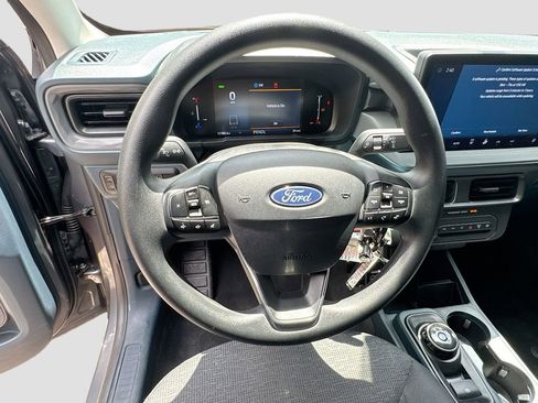 Used 2025 Ford Maverick XL FWD image 11