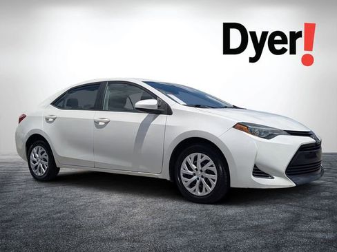 Used 2019 Toyota Corolla LE FWD image 1