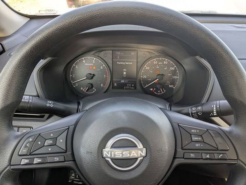Used 2024 Nissan Altima 2.5 S FWD image 27