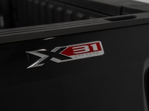 Used 2023 GMC Sierra 1500 SLT w/ SLT Premium Plus Package image 13