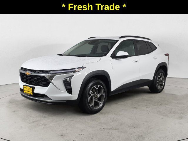 Certified 2025 Chevrolet Trax LT w/ LT Convenience Package FWD image 1