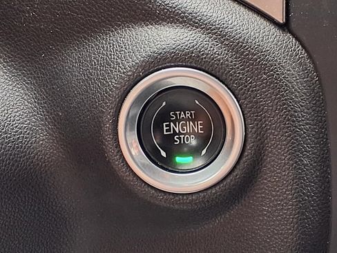 Used 2019 Chevrolet Silverado 1500 LT w/ All-Star Edition AWD/4WD image 20