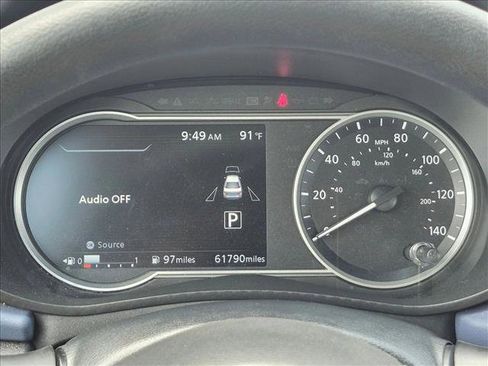 Used 2024 Nissan Versa SV FWD image 11