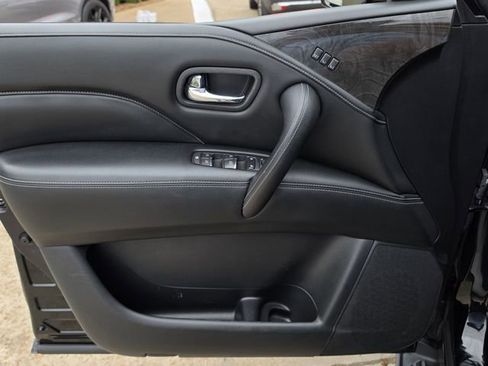 Used 2021 INFINITI QX80 Luxe RWD image 17