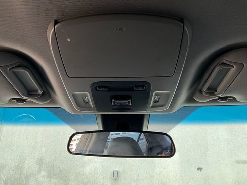 Used 2019 Toyota Camry SE image 15