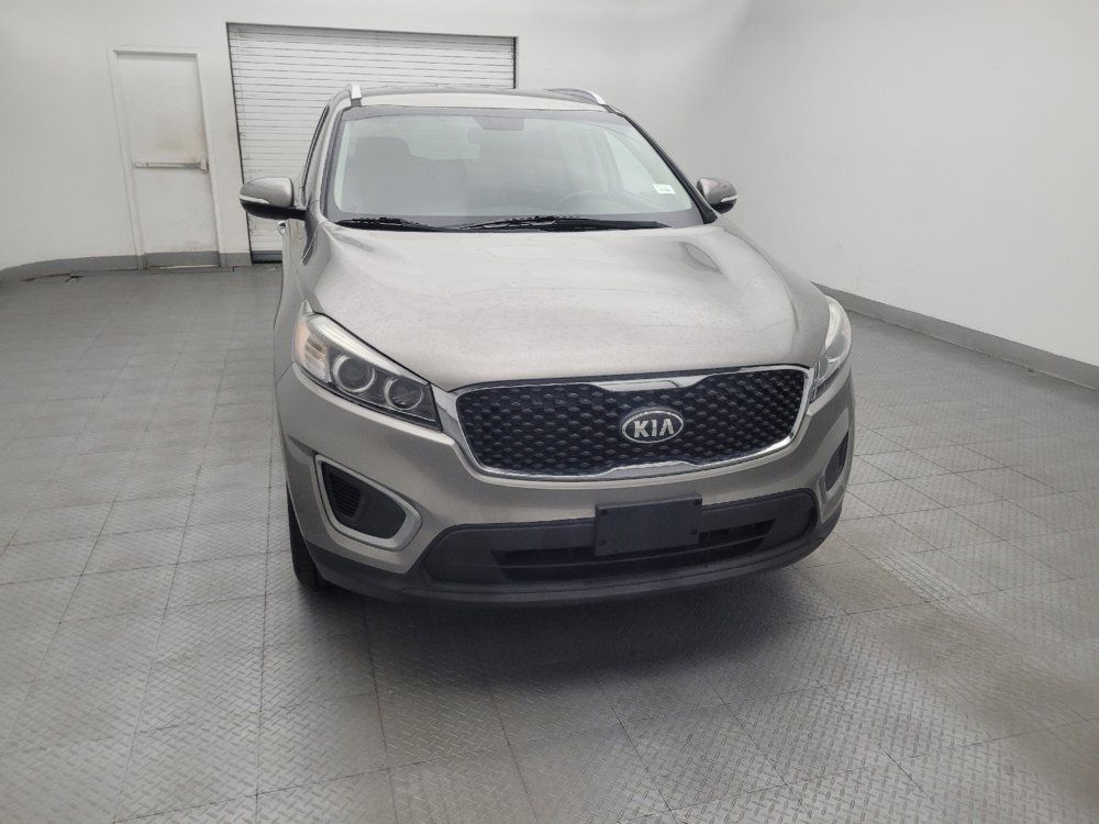 Used 2017 Kia Sorento FWD w/ LX Convenience Package image 14