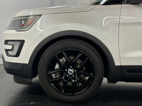 Used 2017 Ford Explorer Sport w/ Equipment Group 401A image 23