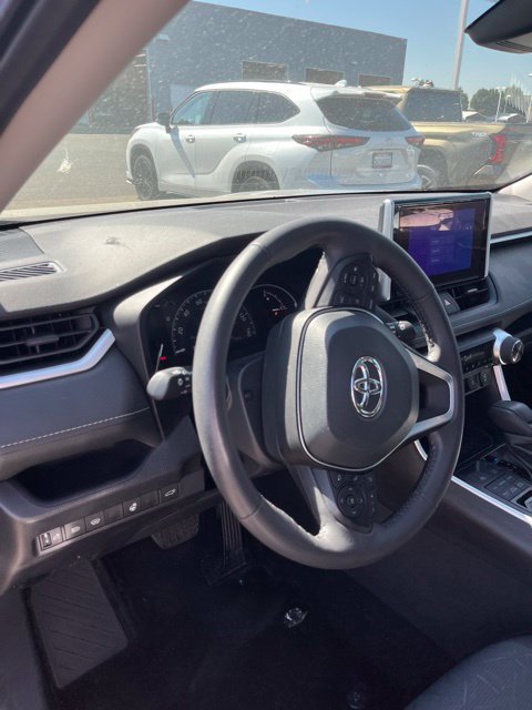 Used 2025 Toyota RAV4 XLE w/ Convenience Package AWD/4WD image 6