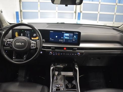Used 2024 Kia Sorento S AWD/4WD image 5