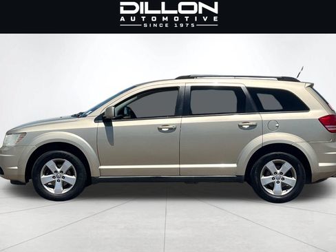 Used 2010 Dodge Journey SXT w/ Flexible Seating Group FWD image 7