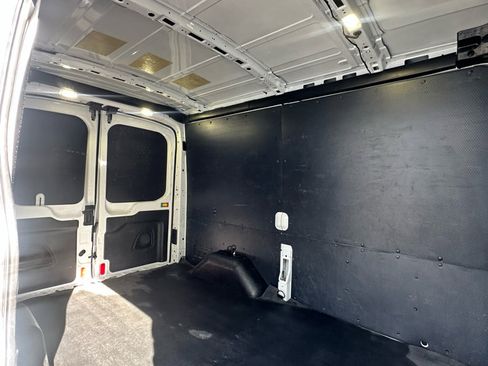 Used 2018 Ford Transit 150 130 Medium Roof image 13